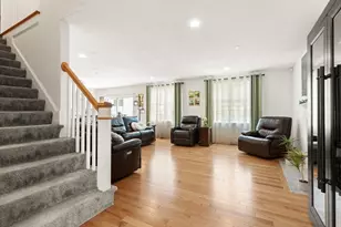 45 Douglas St, Weymouth, MA 02190 - Photo 15