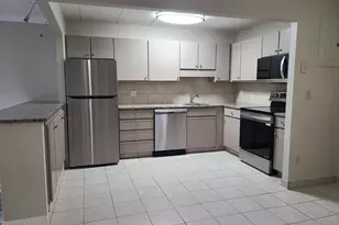 566 Washington St, Weymouth, MA 02188 - Photo 7