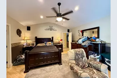66 Barrison St, Springfield, MA 01109 - Photo 13