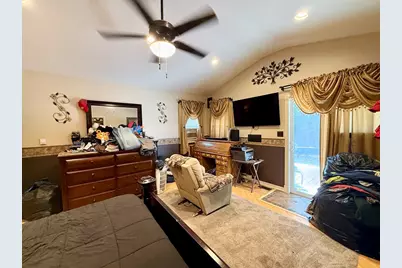 66 Barrison St, Springfield, MA 01109 - Photo 15