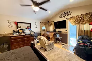66 Barrison St, Springfield, MA 01109 - Photo 15