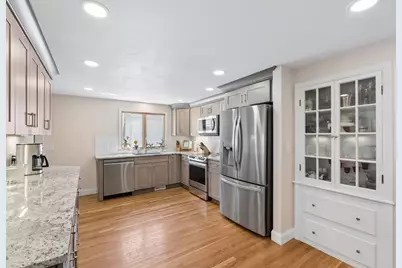83 Colgate Dr, North Andover, MA 01845 - Photo 7