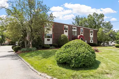 215 Chelmsford St #4, Chelmsford, MA 01824 - Photo 3