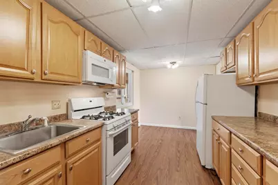 215 Chelmsford St #4, Chelmsford, MA 01824 - Photo 7