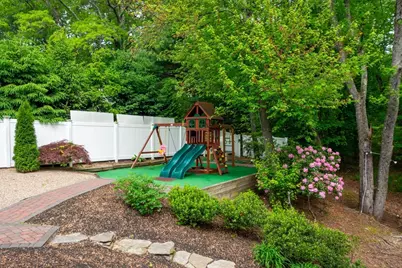 43 Joseph Rd, Framingham, MA 01701 - Photo 25