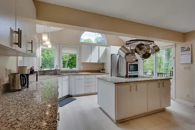 43 Joseph Rd, Framingham, MA 01701 - Photo 5