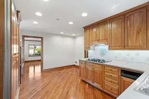 8 Bruce Ln, Newton, MA 02458 - Photo 11