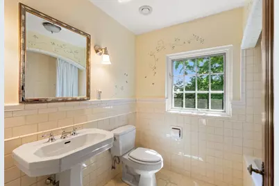 8 Bruce Ln, Newton, MA 02458 - Photo 21