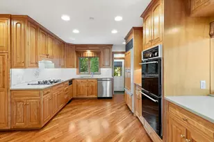 8 Bruce Ln, Newton, MA 02458 - Photo 9