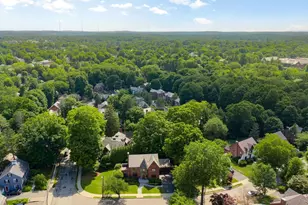 8 Bruce Ln, Newton, MA 02458 - Photo 33