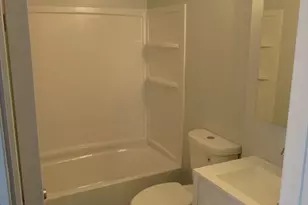 128 Woodmont St, Springfield, MA 01104 - Photo 31