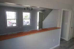 128 Woodmont St, Springfield, MA 01104 - Photo 9