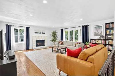 67 Angelica Dr, Framingham, MA 01701 - Photo 3