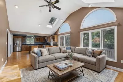4 Jimmy St, Franklin, MA 02038 - Photo 17