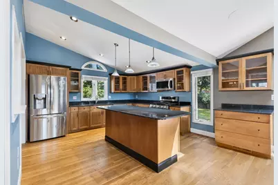 4 Jimmy St, Franklin, MA 02038 - Photo 15