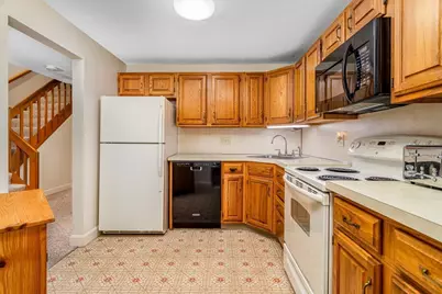 510B Ridgefield Cir #510B, Clinton, MA 01510 - Photo 3