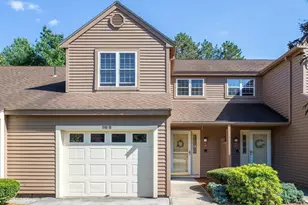 510B Ridgefield Cir, Clinton, MA 01510 - Photo 1