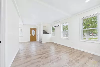 915 Rockdale Ave, New Bedford, MA 02740 - Photo 11