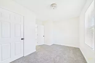 915 Rockdale Ave, New Bedford, MA 02740 - Photo 21