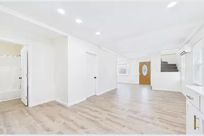 915 Rockdale Ave, New Bedford, MA 02740 - Photo 17