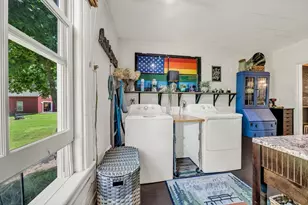 125 Chapin St, Southbridge, MA 01550 - Photo 33