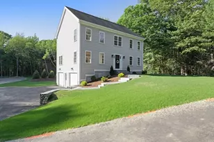 43 Martin Rd, Douglas, MA 01516 - Photo 1