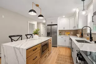 125 Bayview Ave, Berkley, MA 02779 - Photo 7
