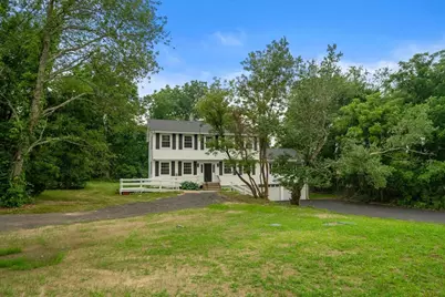 125 Bayview Ave, Berkley, MA 02779 - Photo 3