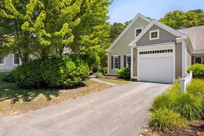 9 Blue Meadow Ct #9, Bourne, MA 02532 - Photo 3