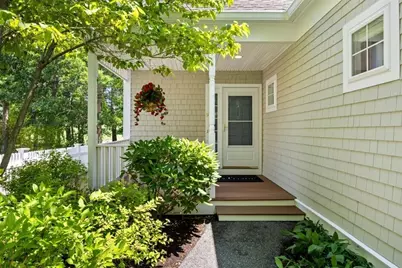9 Blue Meadow Ct #9, Bourne, MA 02532 - Photo 7