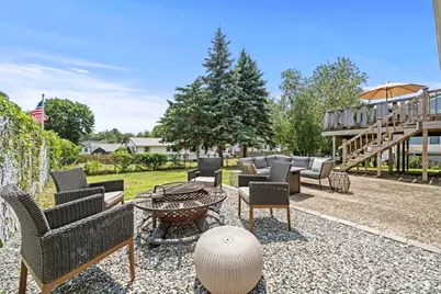 19 Magnolia St, Saugus, MA 01906 - Photo 29