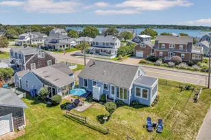 411 Maravista Ave, Falmouth, MA 02536 - Photo 11