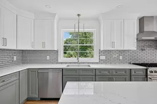 44 Slade St, Dartmouth, MA 02747 - Photo 11