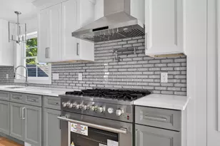 44 Slade St, Dartmouth, MA 02747 - Photo 17