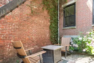 21 Harvard St, Boston, MA 02129 - Photo 19
