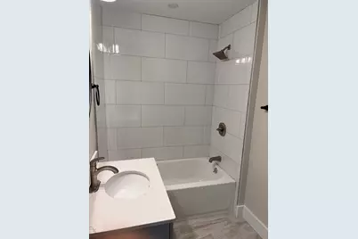 110-114 Ashley St, West Springfield, MA 01089 - Photo 17