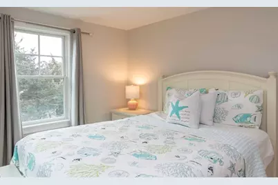 28 Beach Rd, Oak Bluffs, MA 02557 - Photo 31