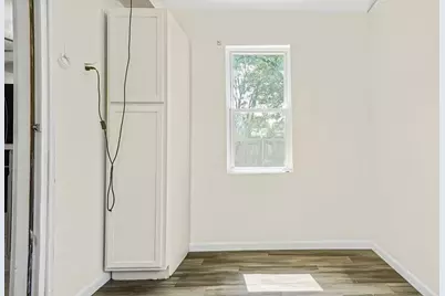 128 W Canton Cir, Springfield, MA 01104 - Photo 13