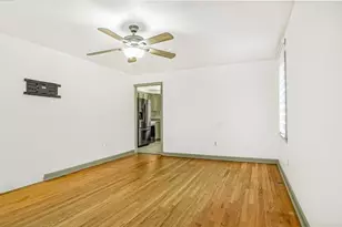 128 W Canton Cir, Springfield, MA 01104 - Photo 7