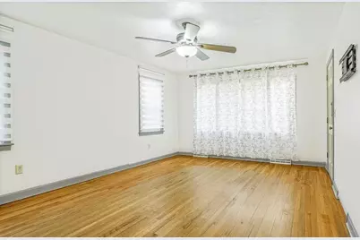 128 W Canton Cir, Springfield, MA 01104 - Photo 19