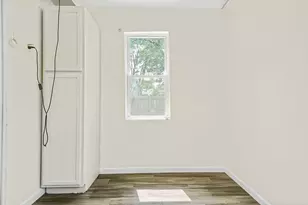 128 W Canton Cir, Springfield, MA 01104 - Photo 13