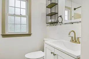 128 W Canton Cir, Springfield, MA 01104 - Photo 11