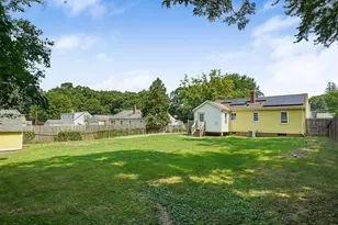 128 W Canton Cir, Springfield, MA 01104 - Photo 39