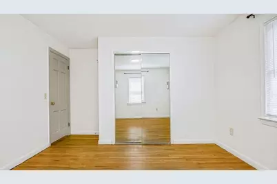 128 W Canton Cir, Springfield, MA 01104 - Photo 25