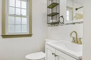 128 W Canton Cir, Springfield, MA 01104 - Photo 17