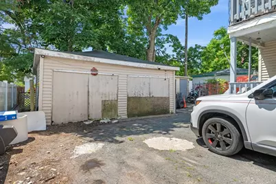 9 S Elm St, Lynn, MA 01905 - Photo 37
