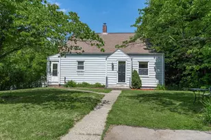 152 Southbridge Rd, Dudley, MA 01571 - Photo 1