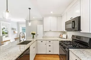 36 Leonard St, North Attleboro, MA 02760 - Photo 17