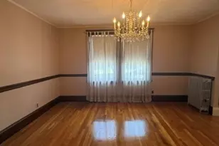 13 Linwood Ave, Melrose, MA 02176 - Photo 9