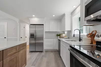 14 Brown Drive, Walpole, MA 02081 - Photo 11